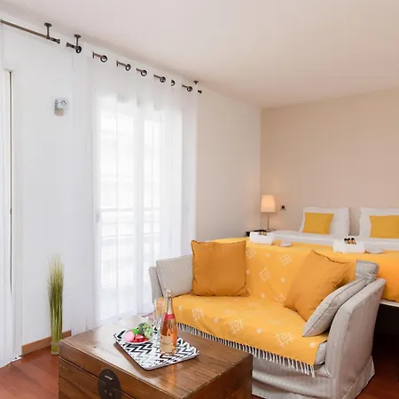 Pavillon Riviera Yourhosthelper 아파트 *